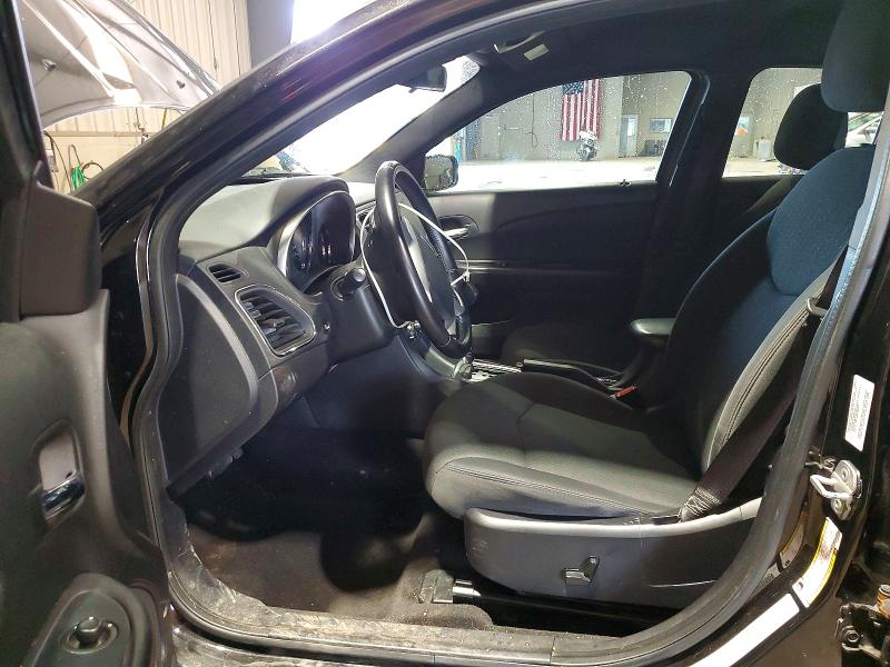 Auction sale of the 2011 Chrysler 200, vin: 1C3BC1FB9BN585962, lot number: 49960216