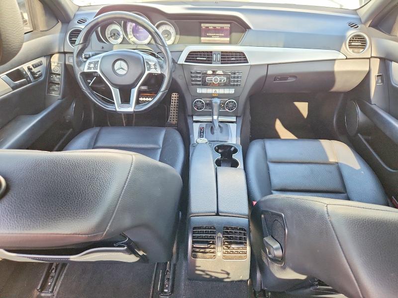 Продаж на аукціоні авто 2013 Mercedes-benz C, vin: WDDGF4HB3DR274679, номер лоту: 51644096