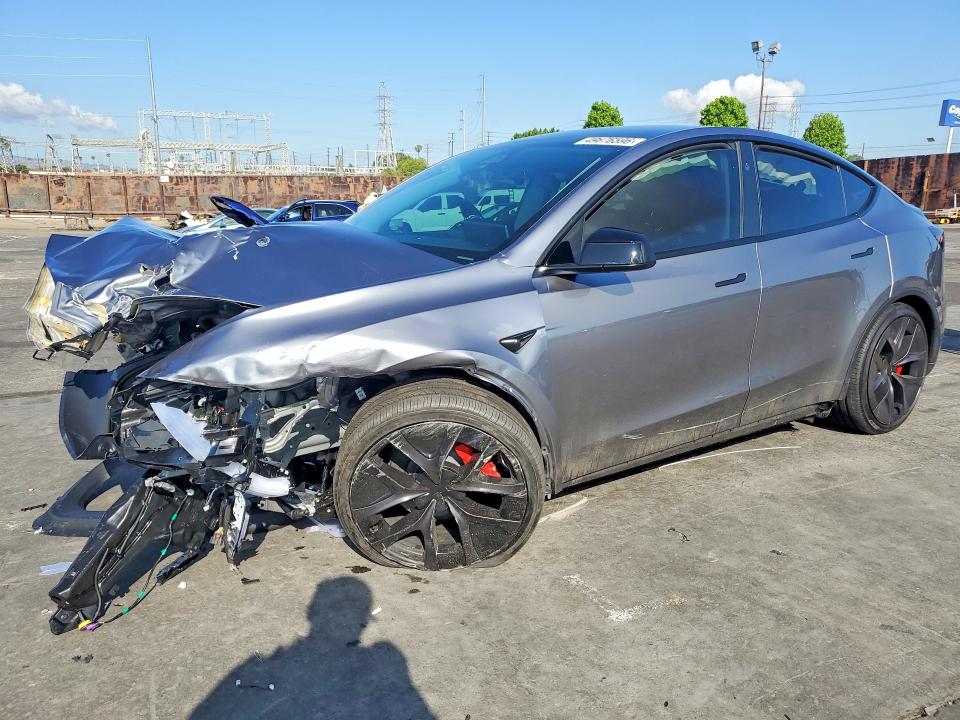 Auction sale of the 2026 Tesla Model Y, vin: 7SAYGDET5TA626772, lot number: 49676596