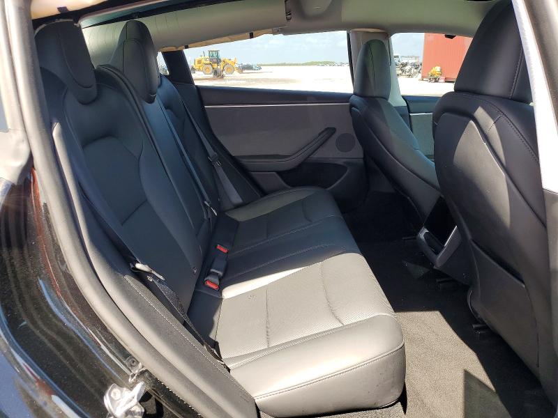 49387976 :رقم المزاد ، 5YJ3E1EA6SF032185 vin ، 2025 Tesla Model 3 مزاد بيع