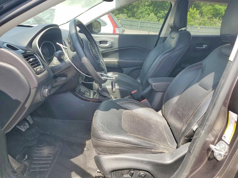 51018526 :رقم المزاد ، 3C4NJDCB3JT176892 vin ، 2018 Jeep Compass مزاد بيع