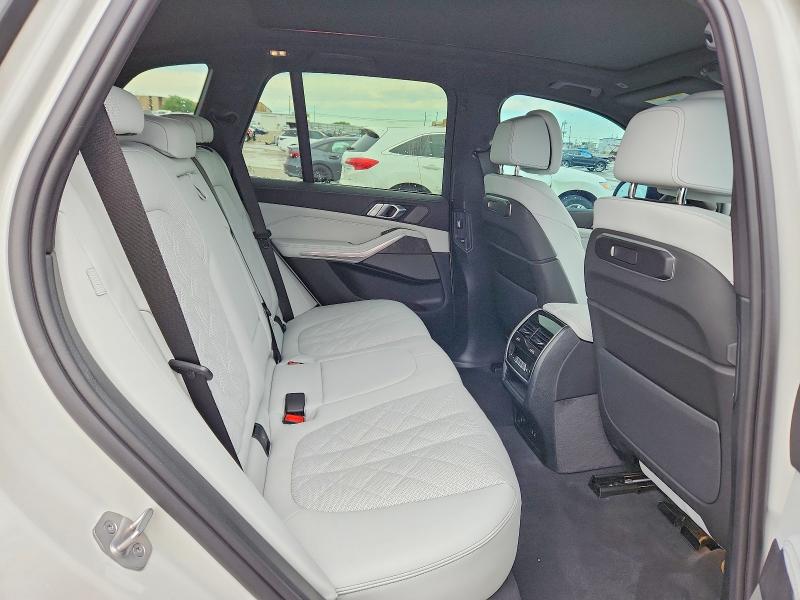 47890256 :رقم المزاد ، 5UX23EU00T9328881 vin ، 2026 Bmw X5 مزاد بيع