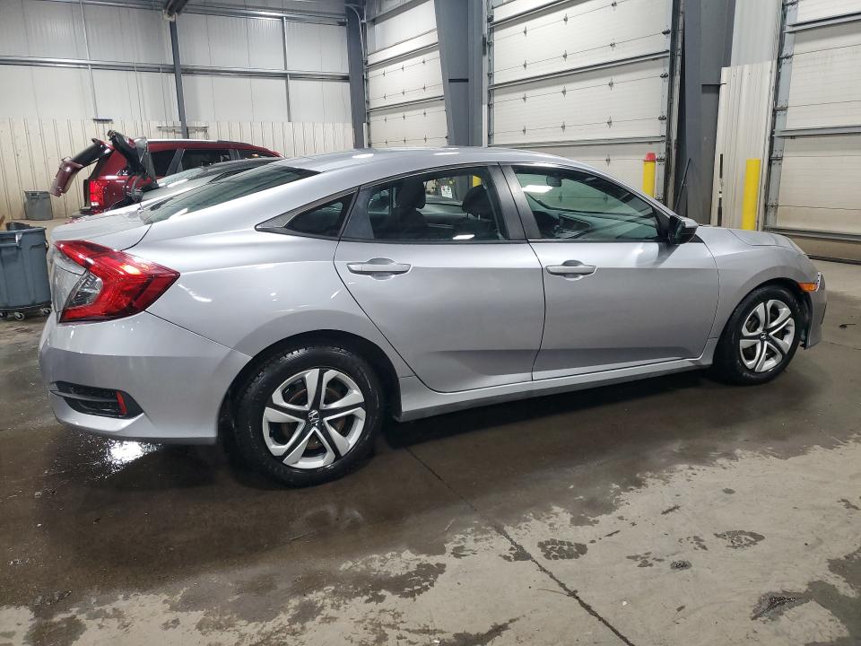 48793506 :رقم المزاد ، 2HGFC2F56JH572026 vin ، 2018 Honda Civic مزاد بيع