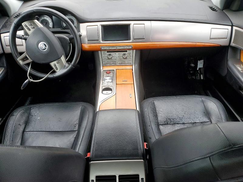 50672756 :رقم المزاد ، SAJWA0FA2AHR59010 vin ، 2010 Jaguar Xf مزاد بيع