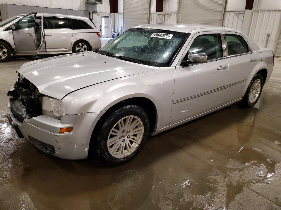 49602026 :رقم المزاد ، 2C3CA5CV0AH327501 vin ، 2010 Chrysler 300 مزاد بيع
