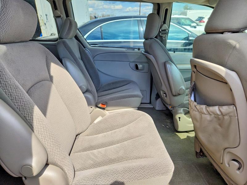 2006 Chrysler Town & Country მანქანა იყიდება აუქციონზე, vin: 1A4GP45R06B518058, აუქციონის ნომერი: 48114776