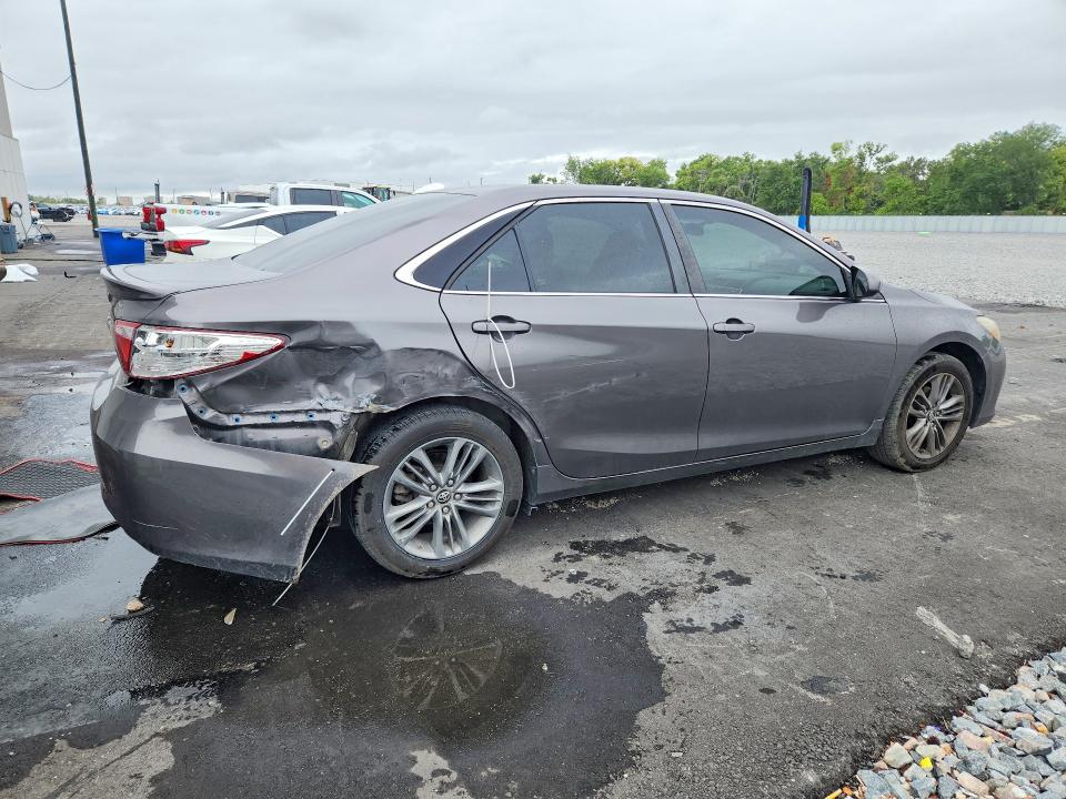 2016 Toyota Camry მანქანა იყიდება აუქციონზე, vin: 4T1BF1FK3GU208748, აუქციონის ნომერი: 49050246