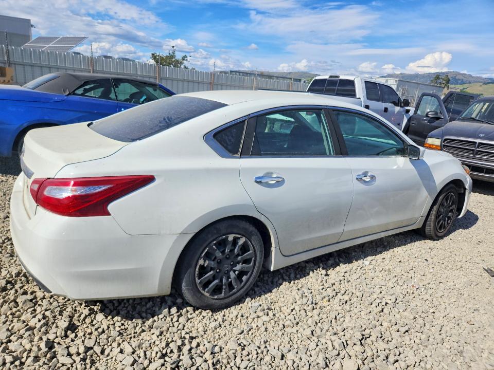 Продаж на аукціоні авто 2016 Nissan Altima, vin: 1N4AL3AP0GN378217, номер лоту: 49504056