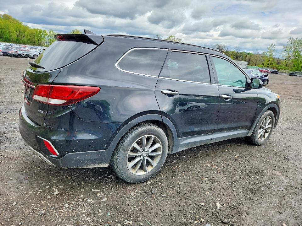 2018 Hyundai Santa Fe მანქანა იყიდება აუქციონზე, vin: KM8SMDHF9JU272078, აუქციონის ნომერი: 51945516