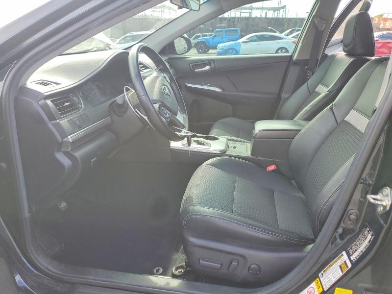 50731756 :رقم المزاد ، 4T1BF1FK8EU834518 vin ، 2014 Toyota Camry مزاد بيع