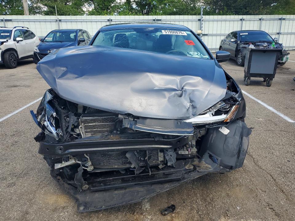 53772636 :رقم المزاد ، 3VW2B7AJXHM270488 vin ، 2017 Volkswagen Jetta مزاد بيع