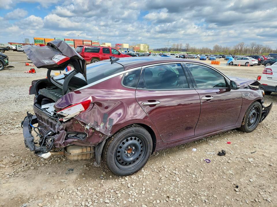 2019 Kia Optima მანქანა იყიდება აუქციონზე, vin: 5XXGT4L39KG299752, აუქციონის ნომერი: 48363716