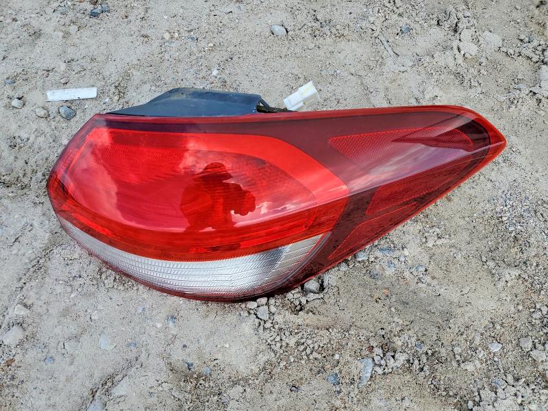2017 Kia Forte მანქანა იყიდება აუქციონზე, vin: 3KPFK4A75HE015281, აუქციონის ნომერი: 48799626