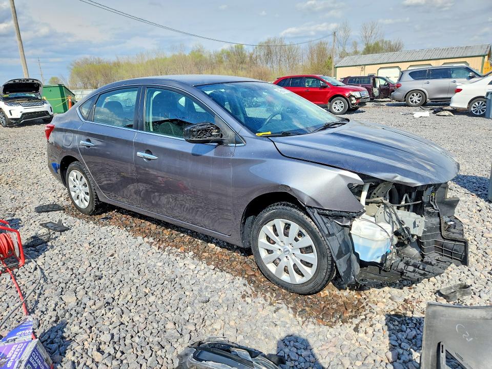 Продаж на аукціоні авто 2018 Nissan Sentra, vin: 3N1AB7AP1JY319212, номер лоту: 49594576