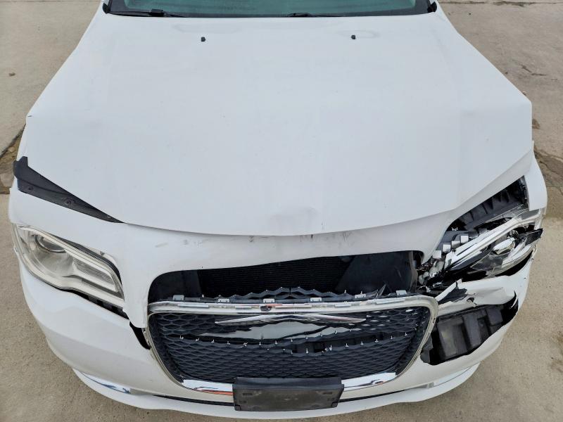 Aukcja sprzedaży 2016 Chrysler 300, vin: 2C3CCAAG5GH311049, numer aukcji: 51317716