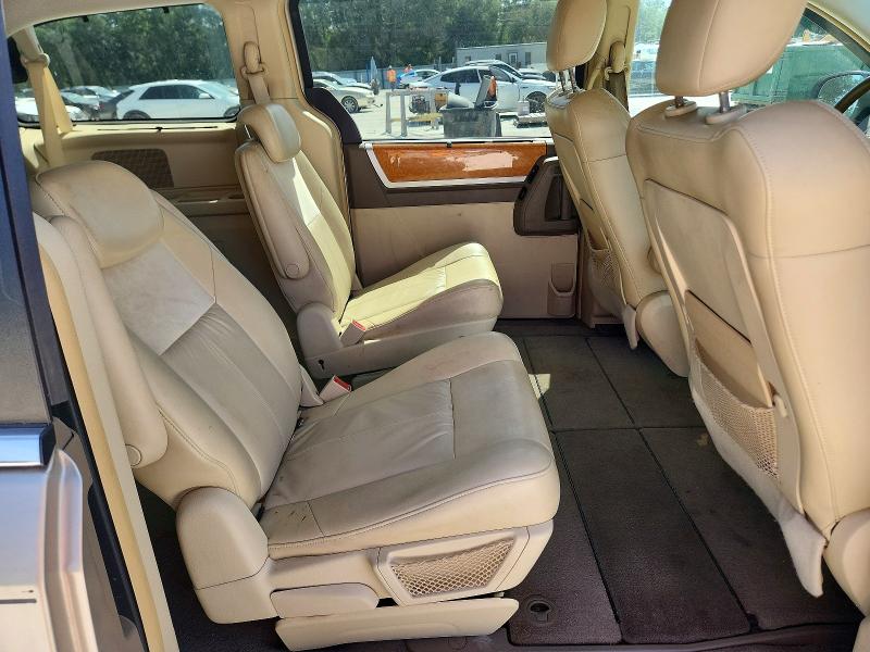 2008 Chrysler Town & Country მანქანა იყიდება აუქციონზე, vin: 2A8HR64XX8R689557, აუქციონის ნომერი: 50451496