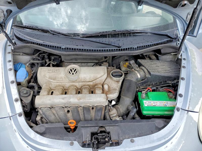 51181176 :رقم المزاد ، 3VWRW31C09M511327 vin ، 2009 Volkswagen New Beetle مزاد بيع