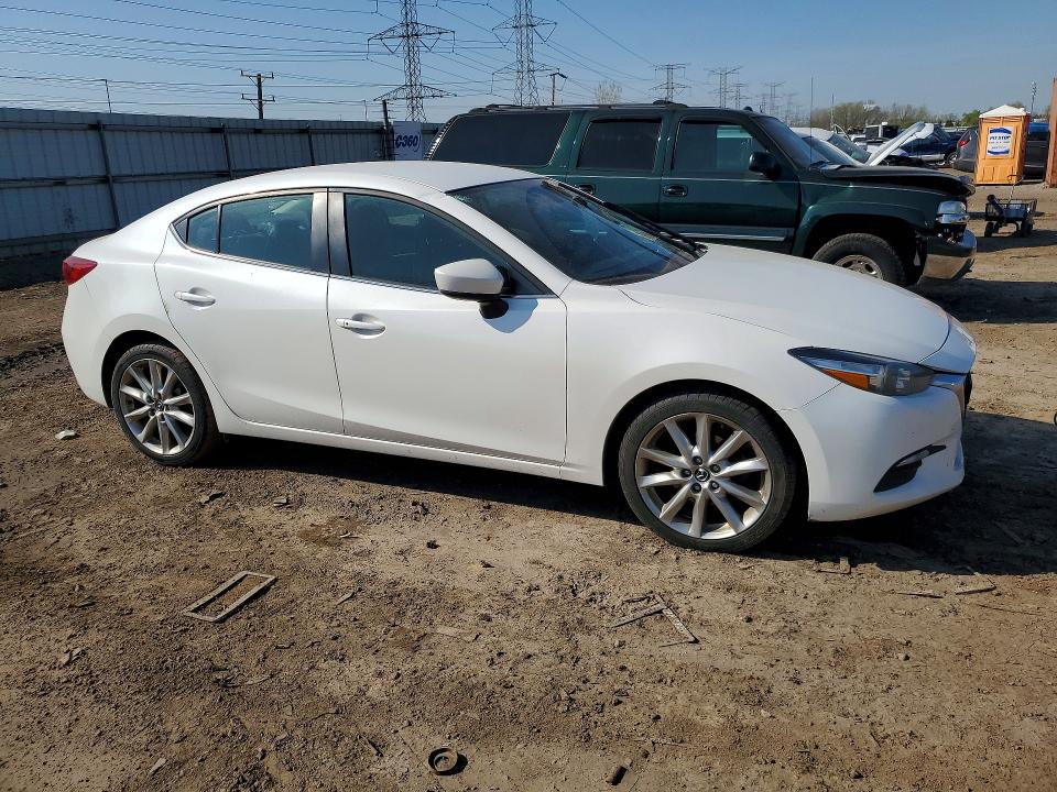 2017 Mazda 3 მანქანა იყიდება აუქციონზე, vin: 3MZBN1V74HM105197, აუქციონის ნომერი: 50699856