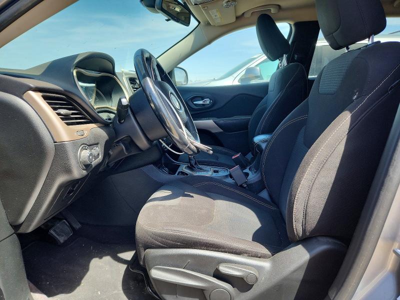 Продажа на аукционе авто 2017 Jeep Cherokee, vin: 1C4PJLCBXHW573040, номер лота: 49992706