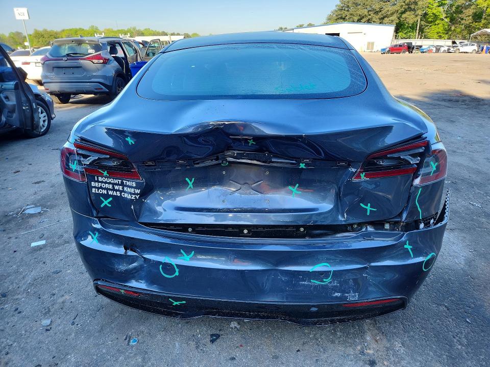 48431196 :رقم المزاد ، 5YJSA1E59NF470729 vin ، 2022 Tesla Model S مزاد بيع