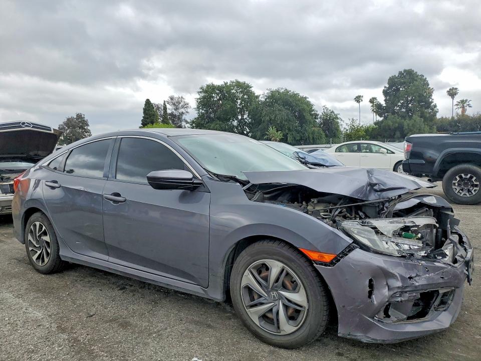 2021 Honda Civic მანქანა იყიდება აუქციონზე, vin: 2HGFC2F61MH512930, აუქციონის ნომერი: 50680016