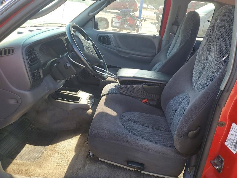 50173096 :رقم المزاد ، 1B7GL22X4YS528393 vin ، 2000 Dodge Dakota مزاد بيع