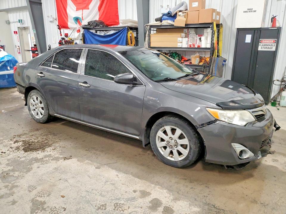 46527526 :رقم المزاد ، 4T1BD1FKXCU012144 vin ، 2012 Toyota Camry Hybrid مزاد بيع