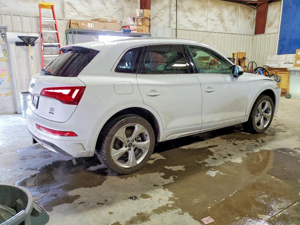 50938616 :رقم المزاد ، WA1BAAFY8M2015617 vin ، 2021 Audi Q5 مزاد بيع