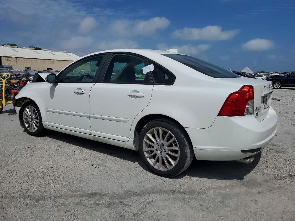 48364006 :رقم المزاد ، YV1672MS9B2550439 vin ، 2011 Volvo S40 مزاد بيع