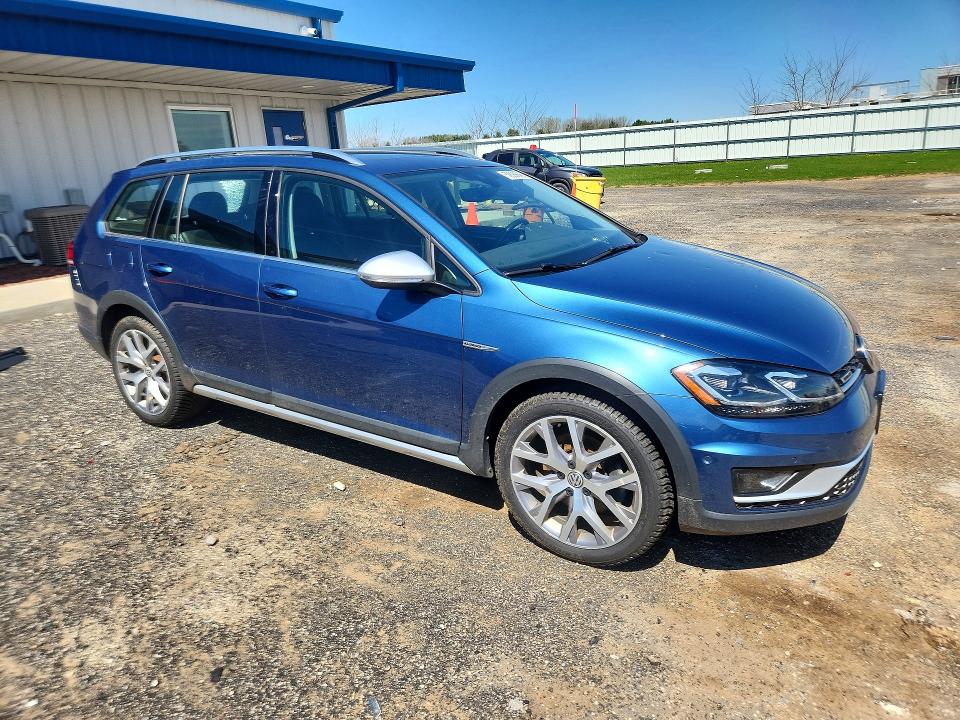 Продажа на аукционе авто 2019 Volkswagen Golf Alltrack, vin: 3VWH17AUXKM520245, номер лота: 50699846