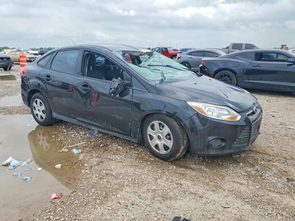 Продажа на аукционе авто 2014 Ford Focus, vin: 1FADP3E26EL183666, номер лота: 50780496
