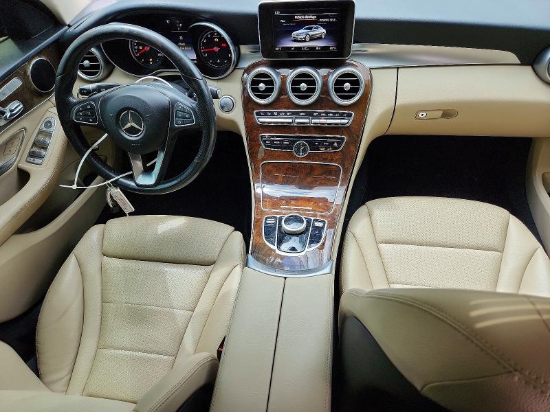 Продажа на аукционе авто 2018 Mercedes-benz C, vin: 55SWF4KBXJU261927, номер лота: 52032926