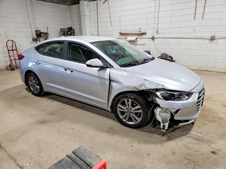 2017 Hyundai Elantra მანქანა იყიდება აუქციონზე, vin: KMHD84LFXHU427056, აუქციონის ნომერი: 49532796