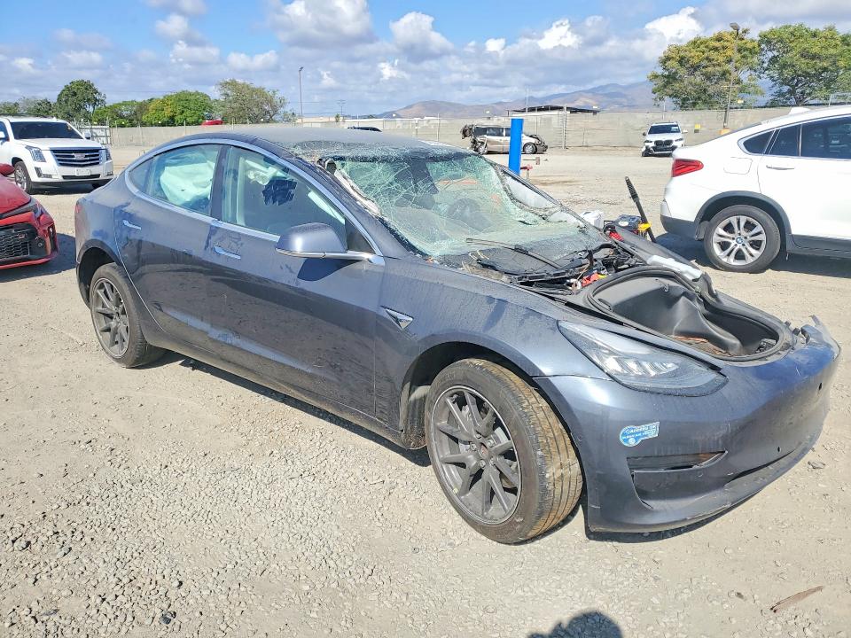 2020 Tesla Model 3 მანქანა იყიდება აუქციონზე, vin: 5YJ3E1EA1LF704915, აუქციონის ნომერი: 48343026