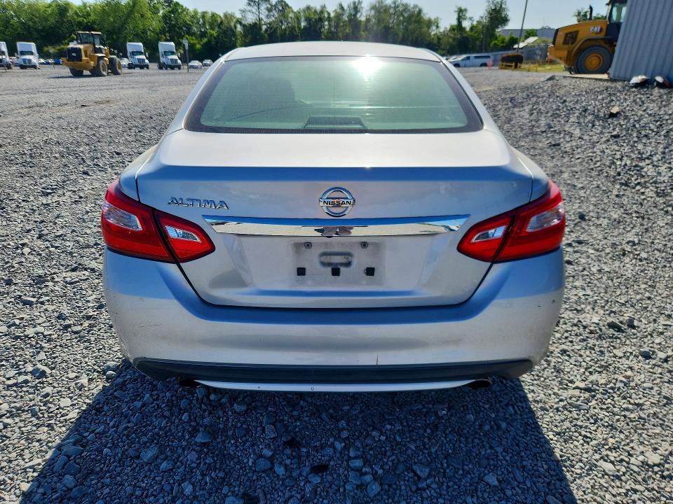 Продаж на аукціоні авто 2017 Nissan Altima, vin: 1N4AL3AP6HC160165, номер лоту: 49896986