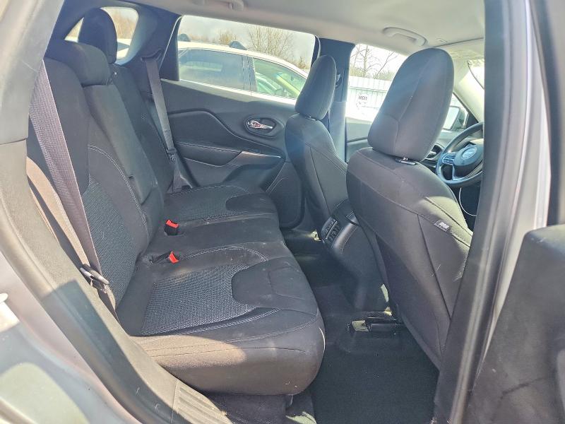 Продаж на аукціоні авто 2019 Jeep Cherokee, vin: 1C4PJLCB0KD479199, номер лоту: 48146176