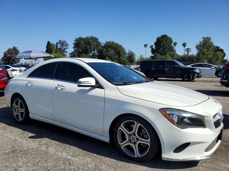 Продажа на аукционе авто 2018 Mercedes-benz Cla, vin: WDDSJ4EB4JN619637, номер лота: 50942166