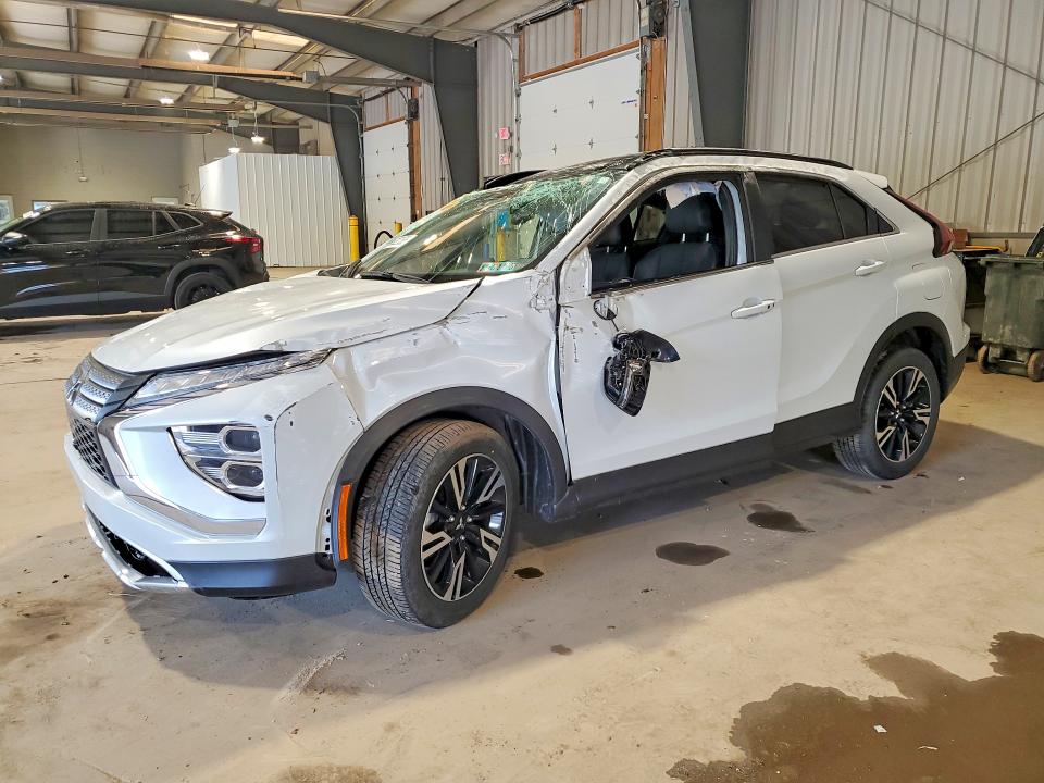 2024 Mitsubishi Eclipse Cross მანქანა იყიდება აუქციონზე, vin: JA4ATWAA7RZ023042, აუქციონის ნომერი: 50823586
