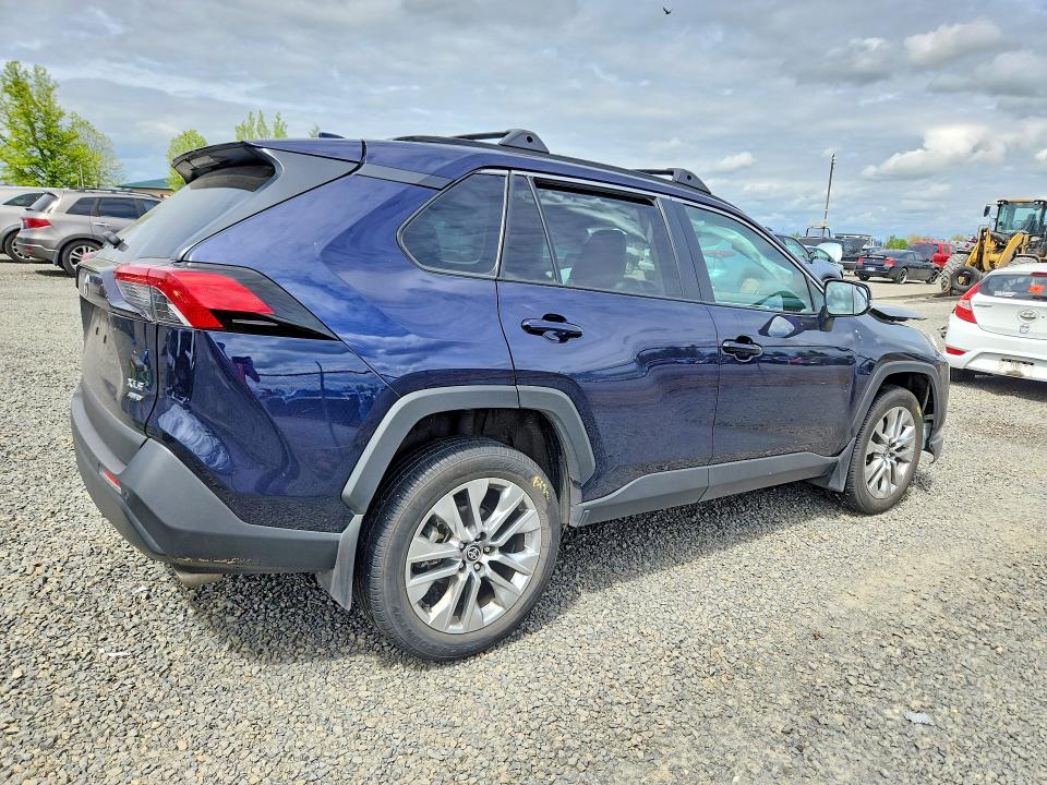 Продажа на аукционе авто 2024 Toyota Rav4, vin: 2T3A1RFV7RW426592, номер лота: 51129726