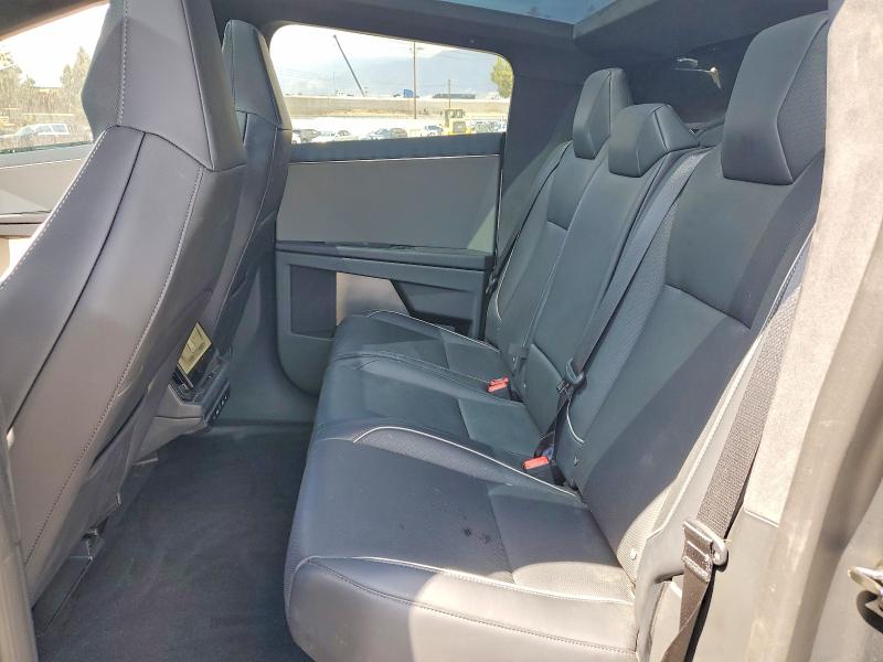 48059046 :رقم المزاد ، 7G2CEHED1RA056370 vin ، 2024 Tesla Cybertruck مزاد بيع