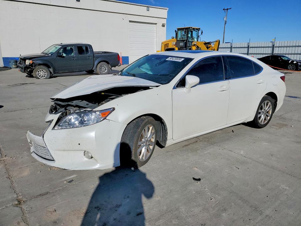 50420836 :رقم المزاد ، JTHBK1GGXE2088447 vin ، 2014 Lexus Es مزاد بيع