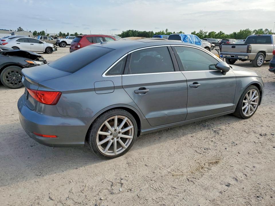 2015 Audi A3 მანქანა იყიდება აუქციონზე, vin: WAUCCGFF1F1079672, აუქციონის ნომერი: 51766016