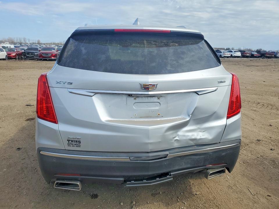 48647346 :رقم المزاد ، 1GYKNERS9HZ112647 vin ، 2017 Cadillac Xt5 مزاد بيع