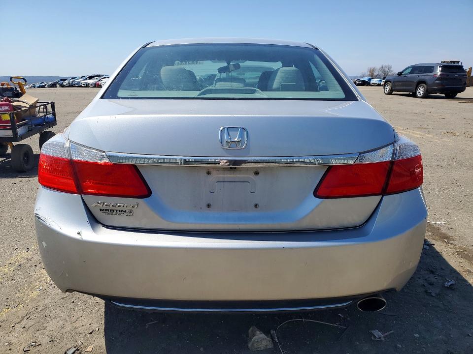 Продажа на аукционе авто 2015 Honda Accord, vin: 1HGCR2F73FA136209, номер лота: 48838256