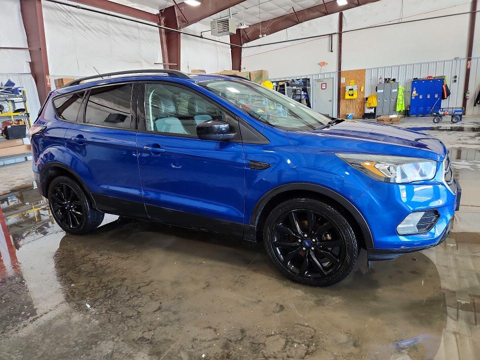 Продаж на аукціоні авто 2017 Ford Escape, vin: 1FMCU0GD3HUD53374, номер лоту: 50315966