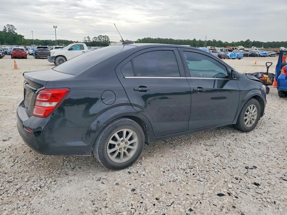 50468626 :رقم المزاد ، 1G1JD5SH1J4137931 vin ، 2018 Chevrolet Sonic مزاد بيع