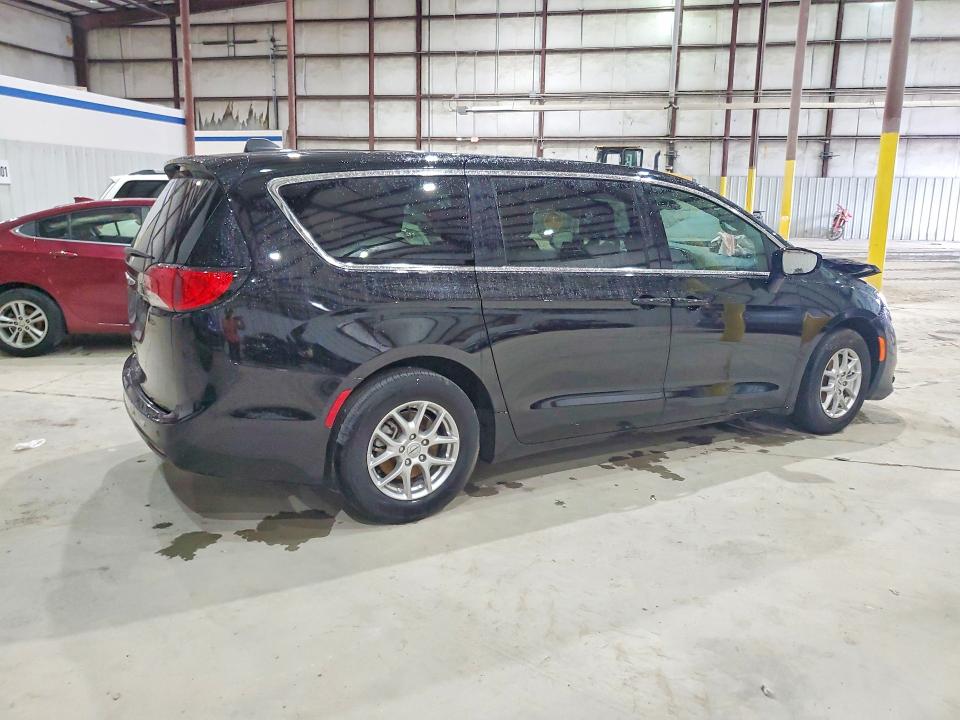 Продаж на аукціоні авто 2025 Chrysler Voyager, vin: 2C4RC1CG8SR538161, номер лоту: 51169516