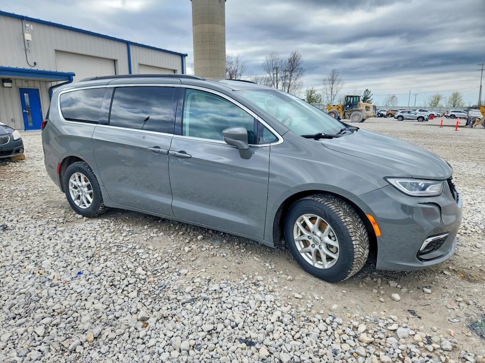 49756286 :رقم المزاد ، 2C4RC1BG2NR190427 vin ، 2022 Chrysler Pacifica مزاد بيع