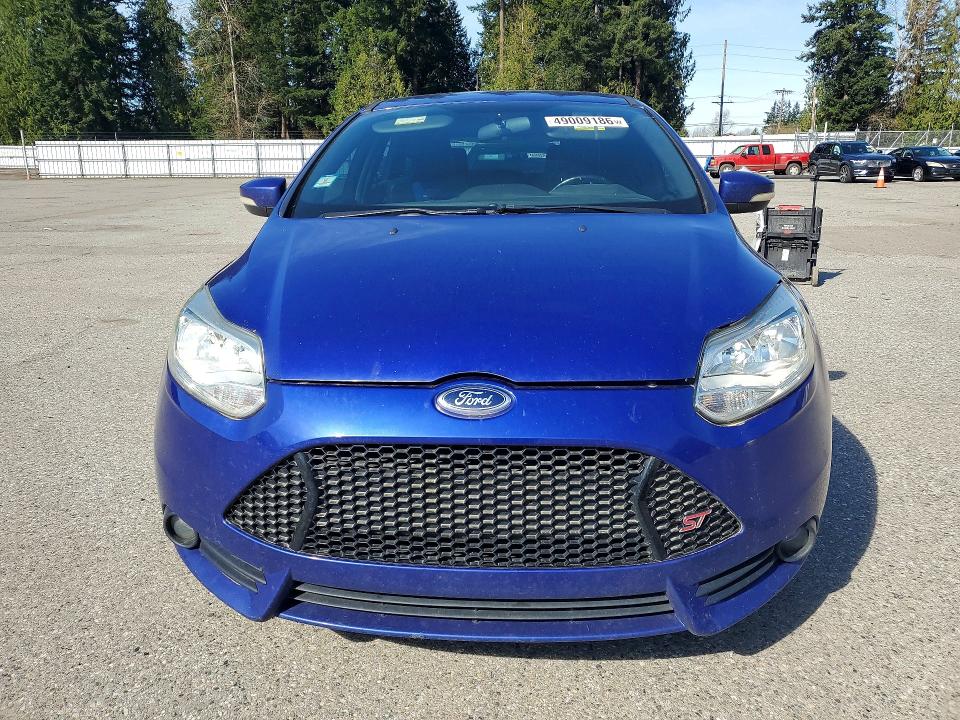 49009186 :رقم المزاد ، 1FADP3L98EL454193 vin ، 2014 Ford Focus مزاد بيع