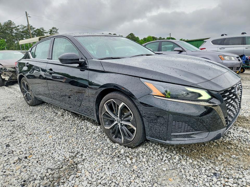 Auction sale of the 2024 Nissan Altima, vin: 1N4BL4CVXRN403701, lot number: 51812086